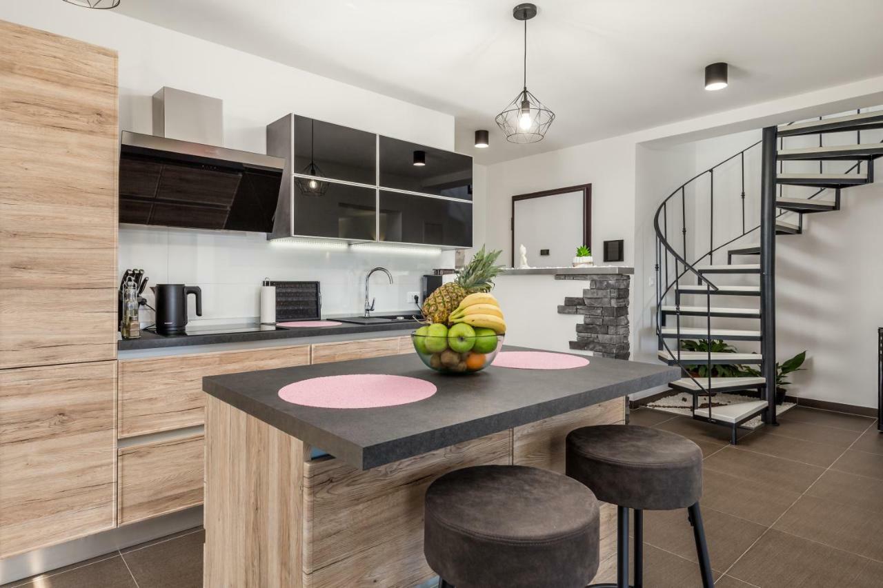 Luxury Apartment La Es Marcelji Luaran gambar