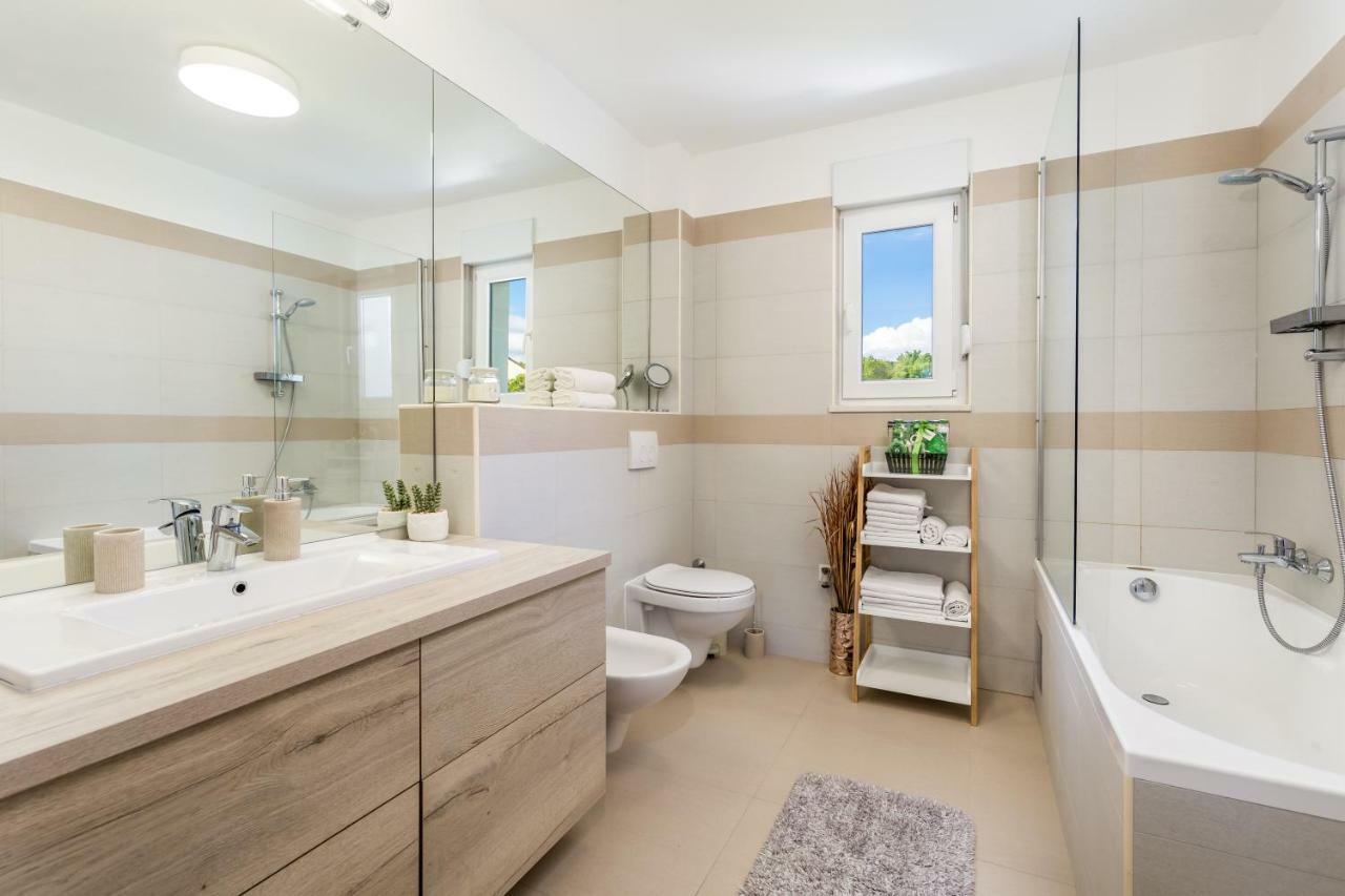 Luxury Apartment La Es Marcelji Luaran gambar