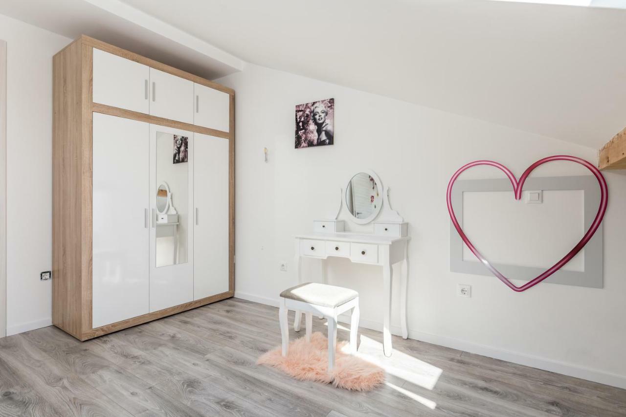 Luxury Apartment La Es Marcelji Luaran gambar