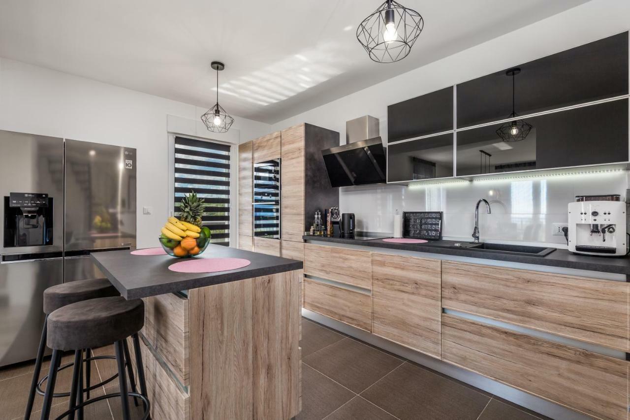 Luxury Apartment La Es Marcelji Luaran gambar